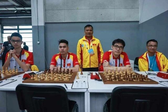 Đội tuyển nam cờ vua Việt Nam ở trận mở màn Olympiad 2024. Ảnh FIDE